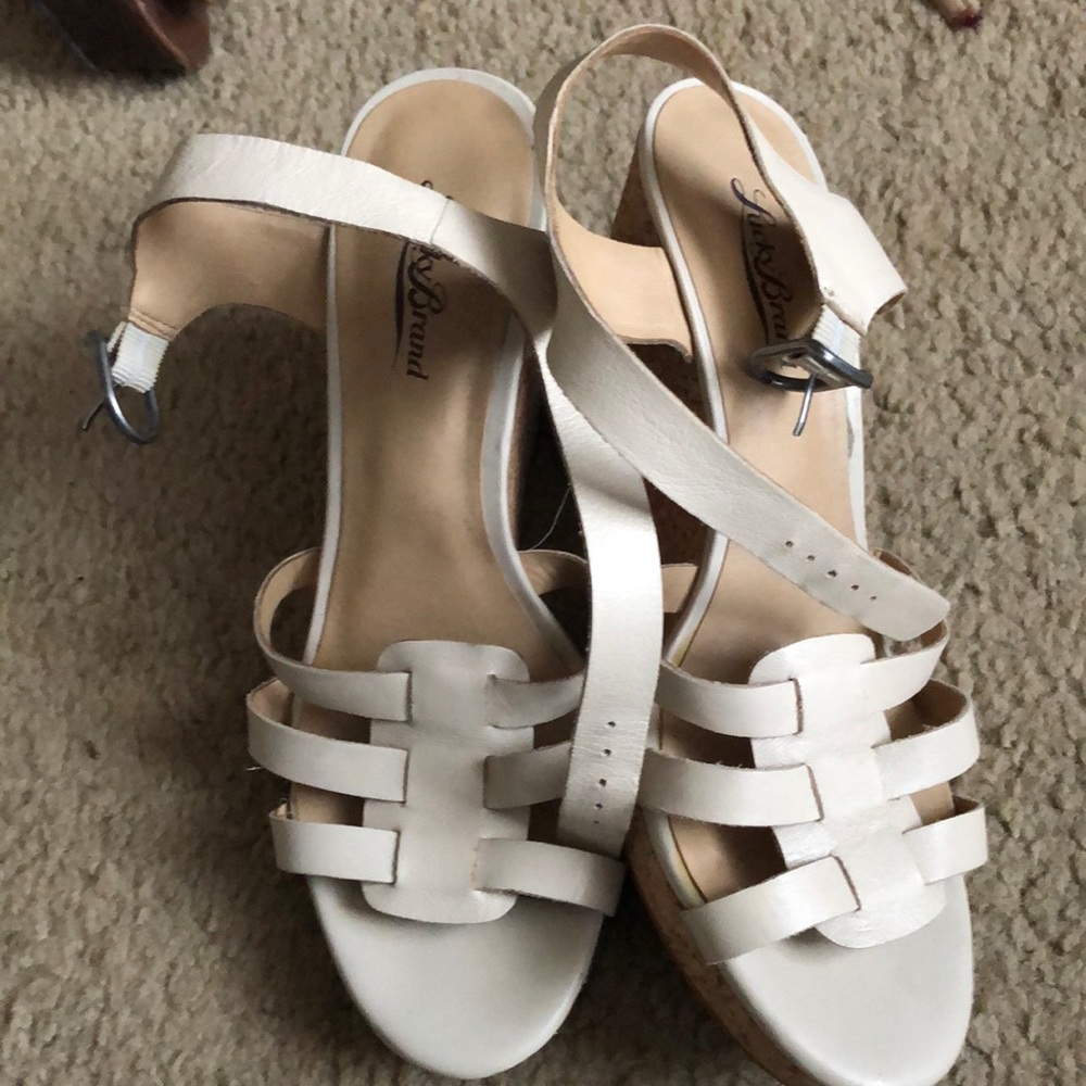 Nude cork heel!